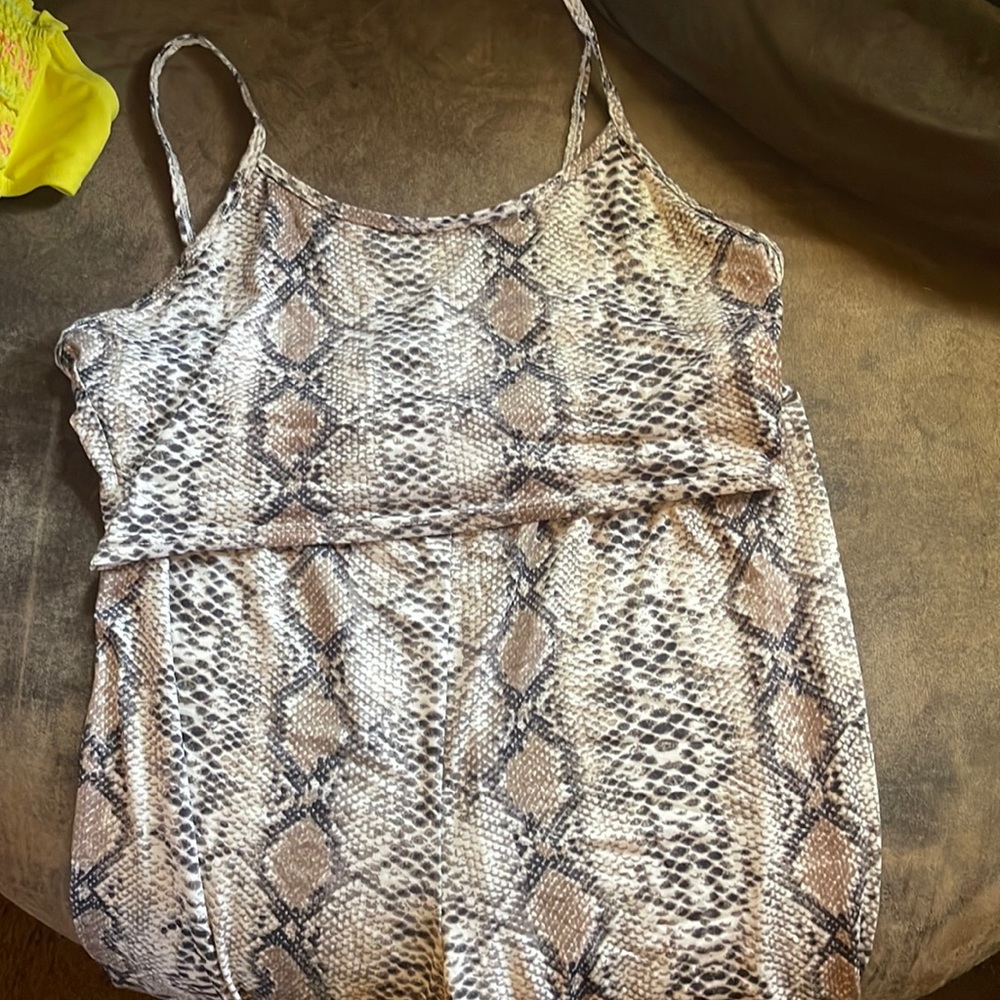 2 piece snake print set